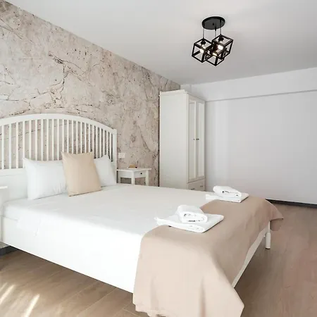 Modern 2br - Piata Unirii - Center Бухарест