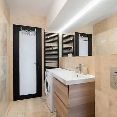 Апартаменти Modern 2br - Piata Unirii - Center Бухарест
